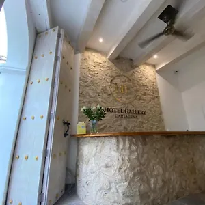 Gallery Hotel